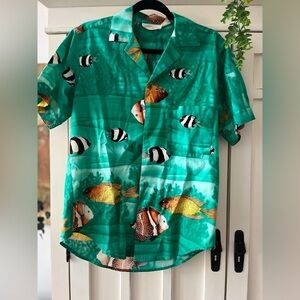 Vintage and a rare find Gottex Tropical Fish Shirt Go like new